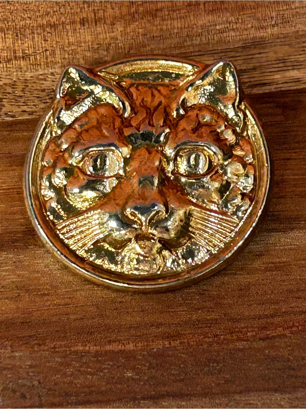 Large Vintage Gold Cat Face Brooch